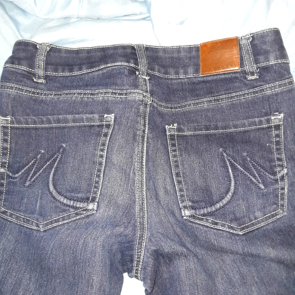 Womans Jeans - Picture 1 of 3